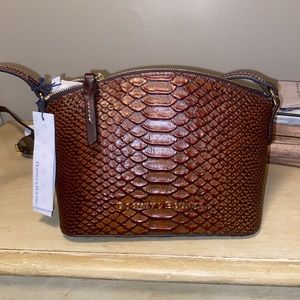 Dooney & Bourke purse